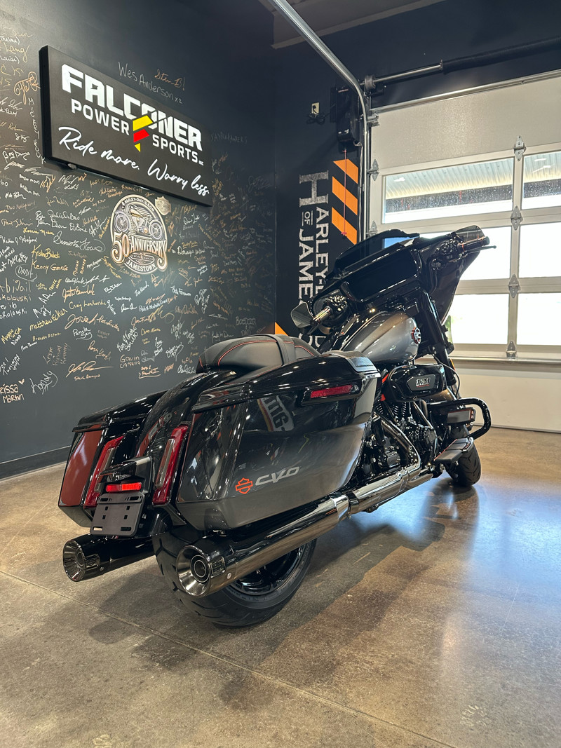 CVO® Street Glide®