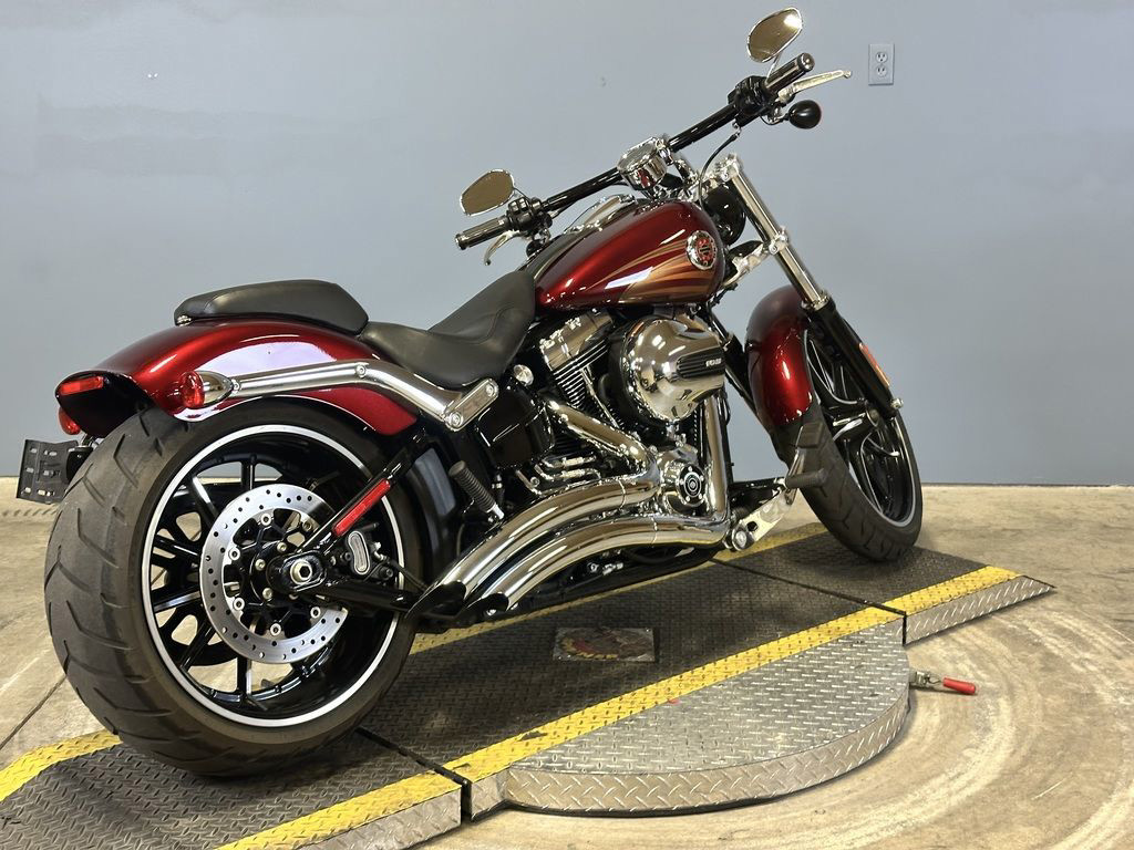 Softail® Breakout®