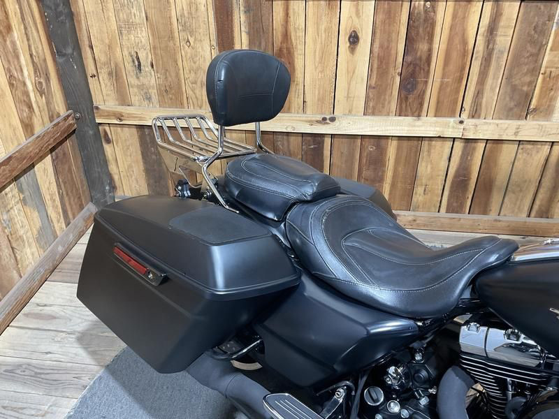 Road Glide®