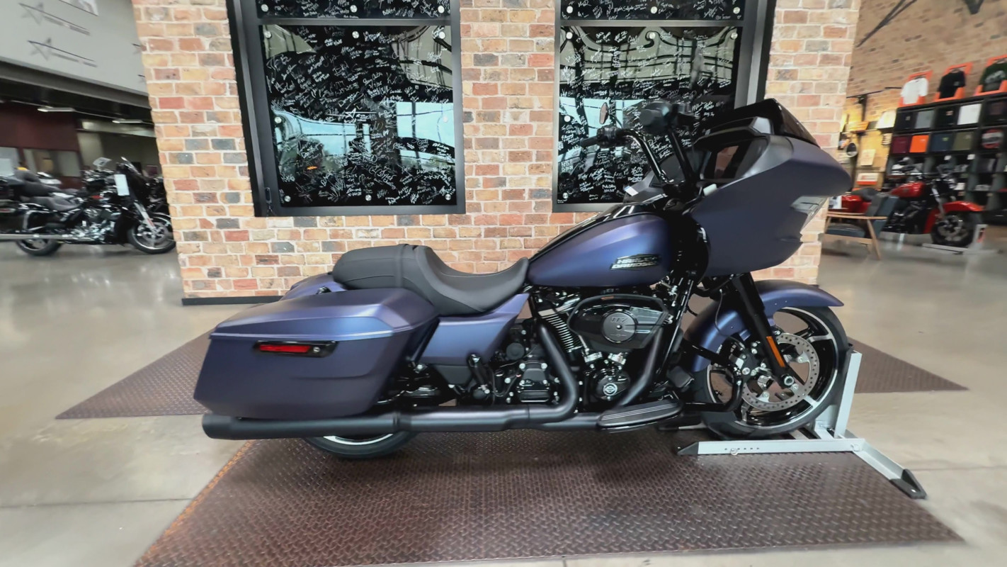Road Glide®
