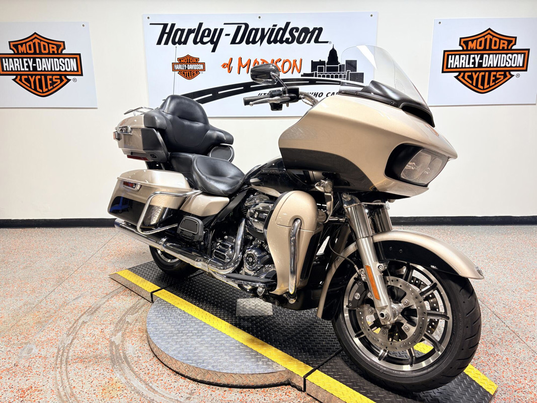 Road Glide® Ultra