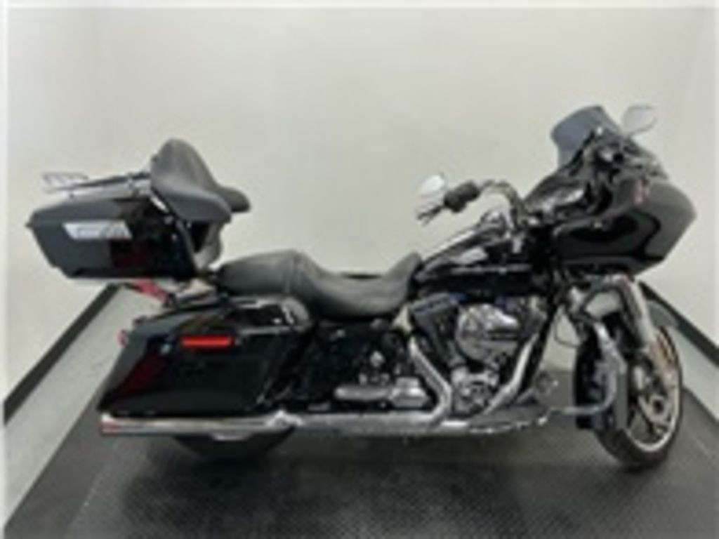 Road Glide®