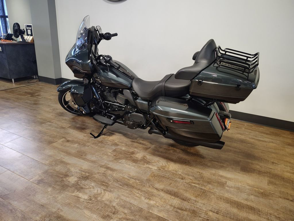 Street Glide® Ultra