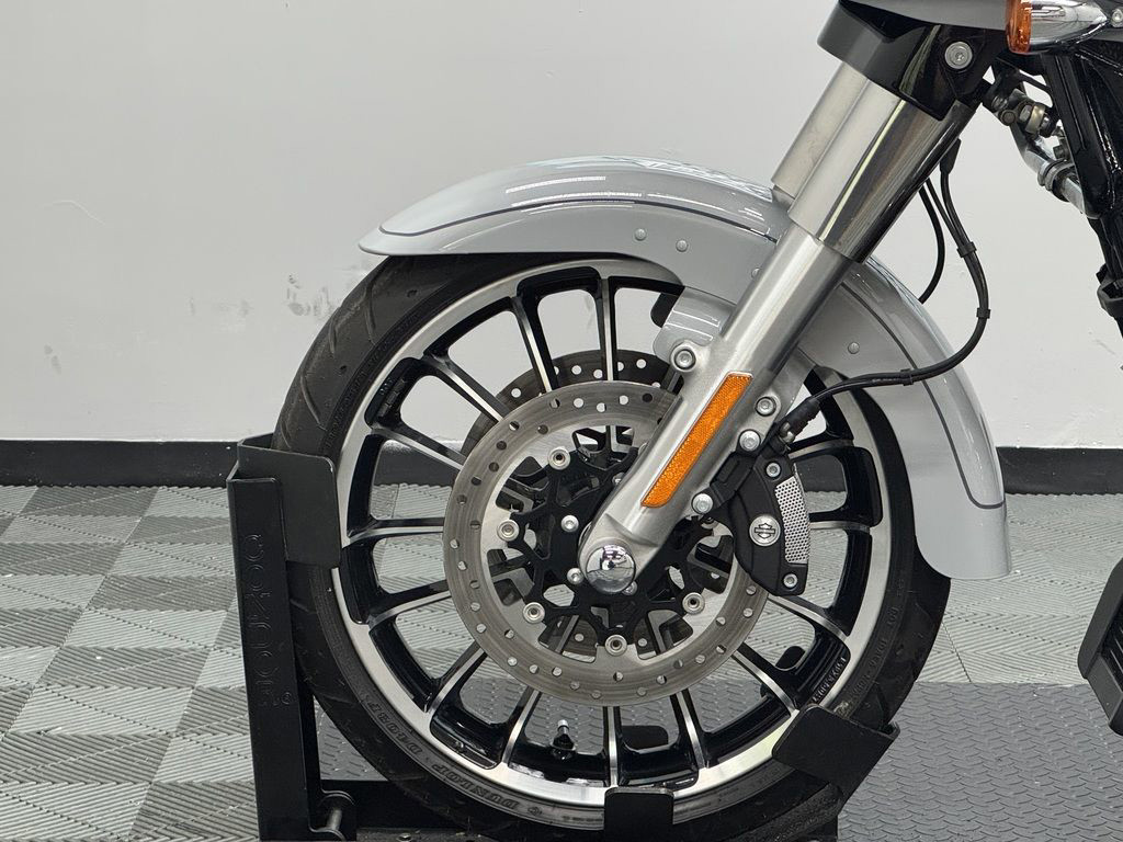 Road Glide® 3