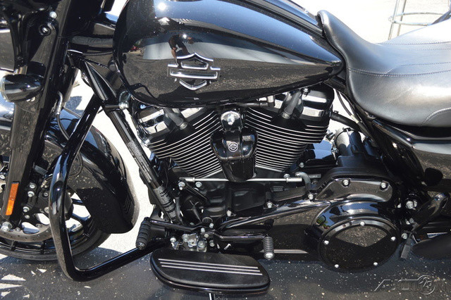 Street Glide® Special