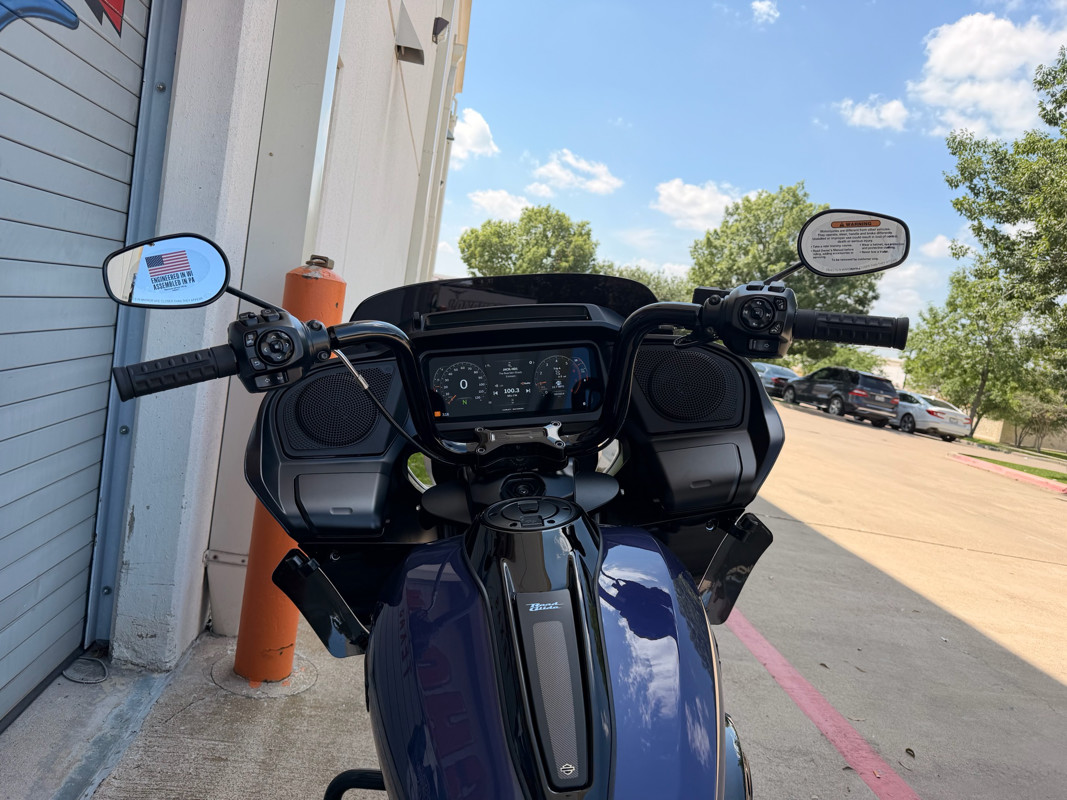 Road Glide®
