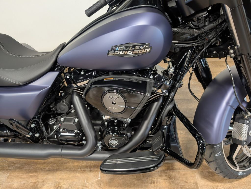 Street Glide®
