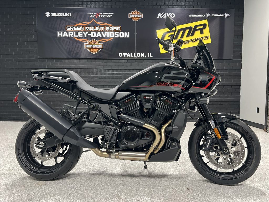 Pan America® 1250 ST