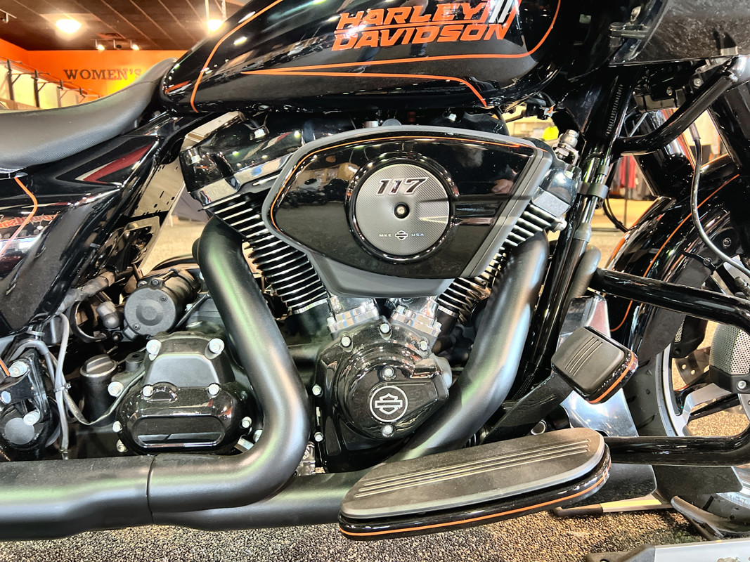 Road Glide®