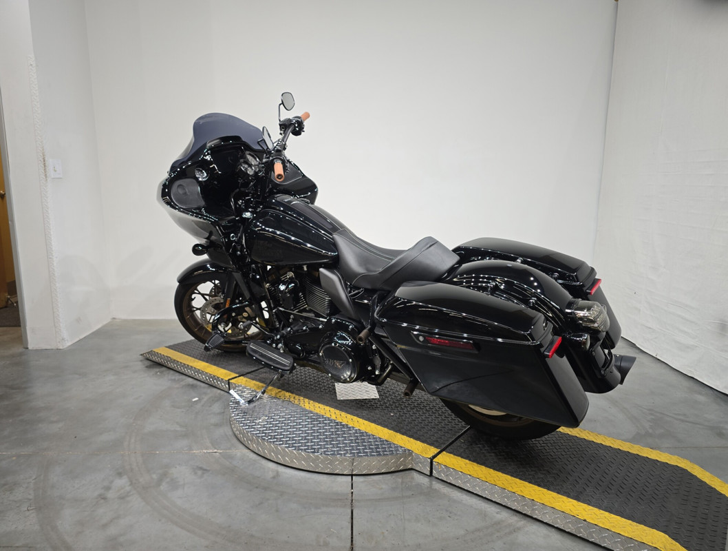 Road Glide® ST
