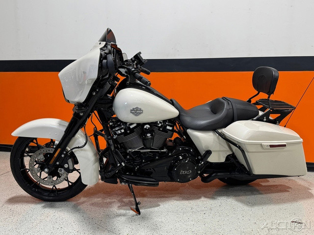 Street Glide® Special