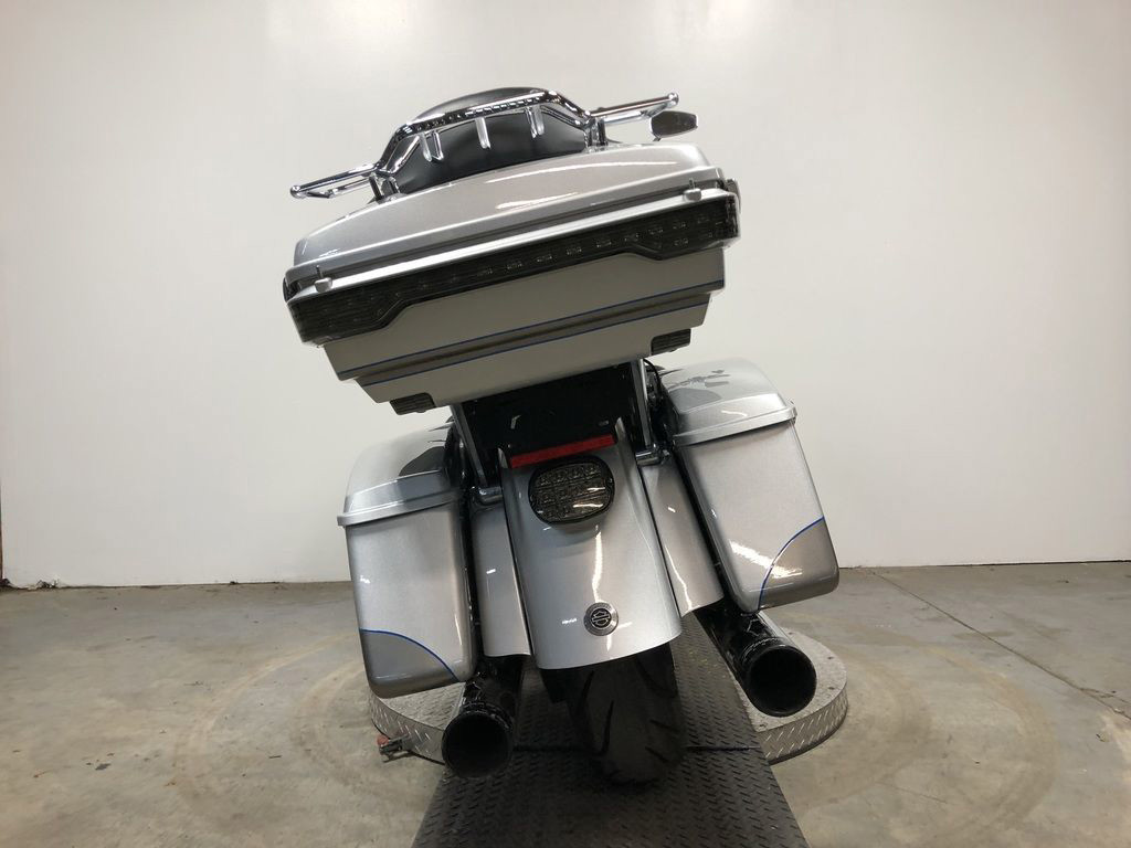 CVO® Road Glide® Ultra