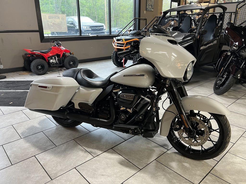Street Glide® Special