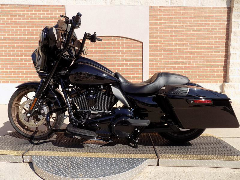 Street Glide® ST