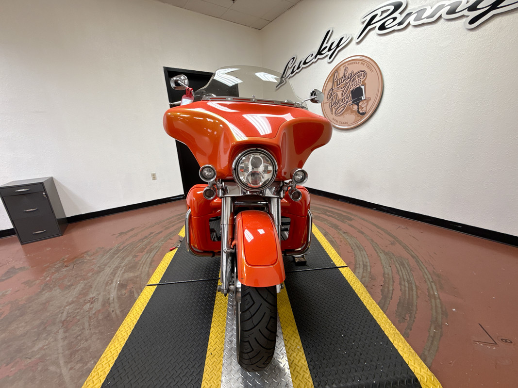 Street Glide®