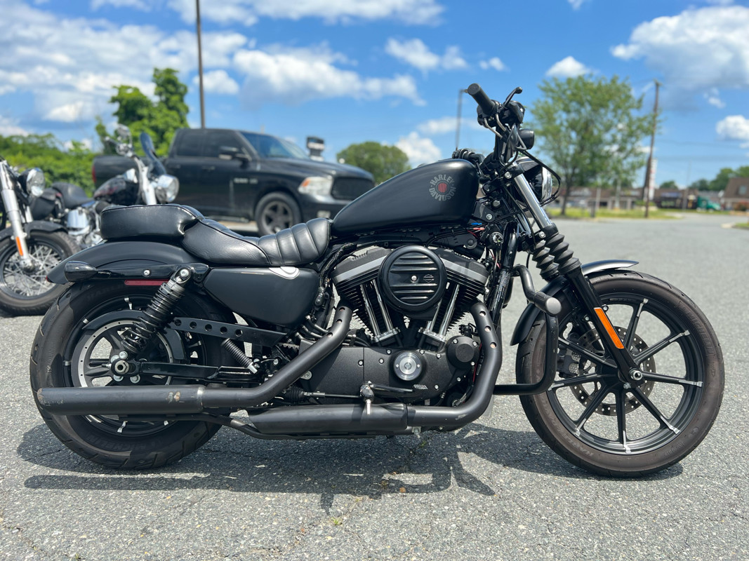 Iron 883®