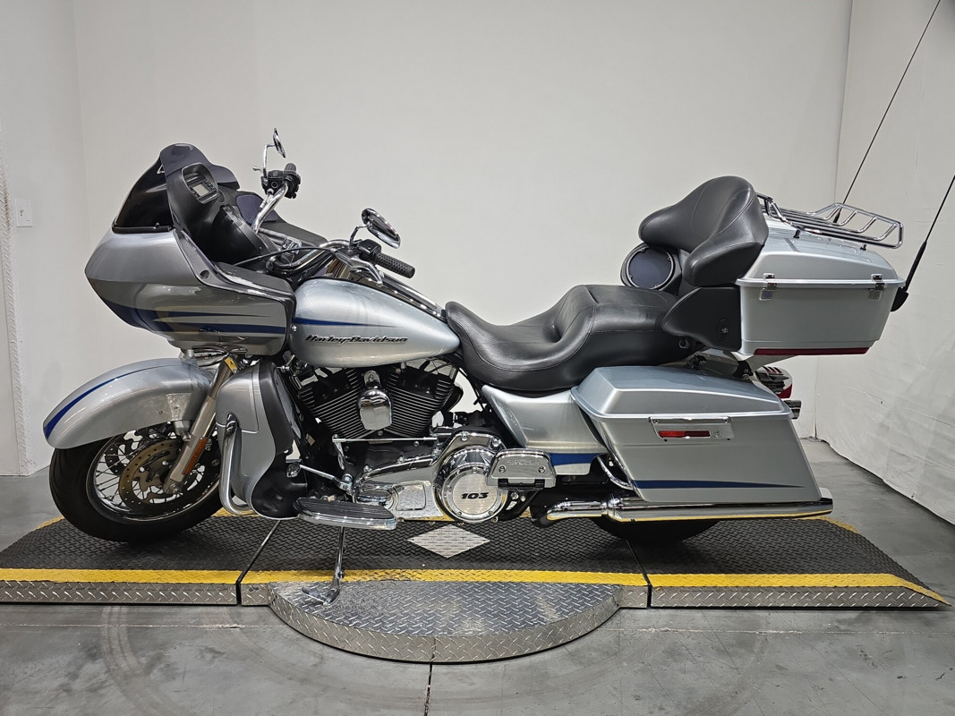 Road Glide® Ultra