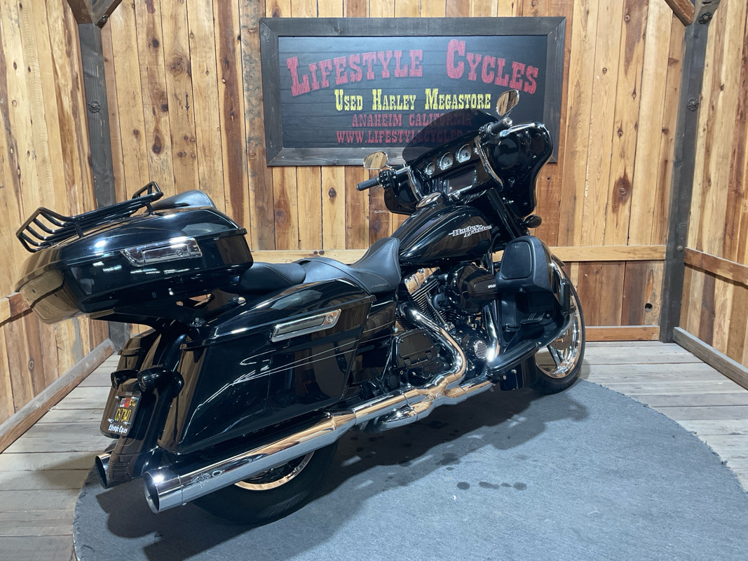 Street Glide® Special