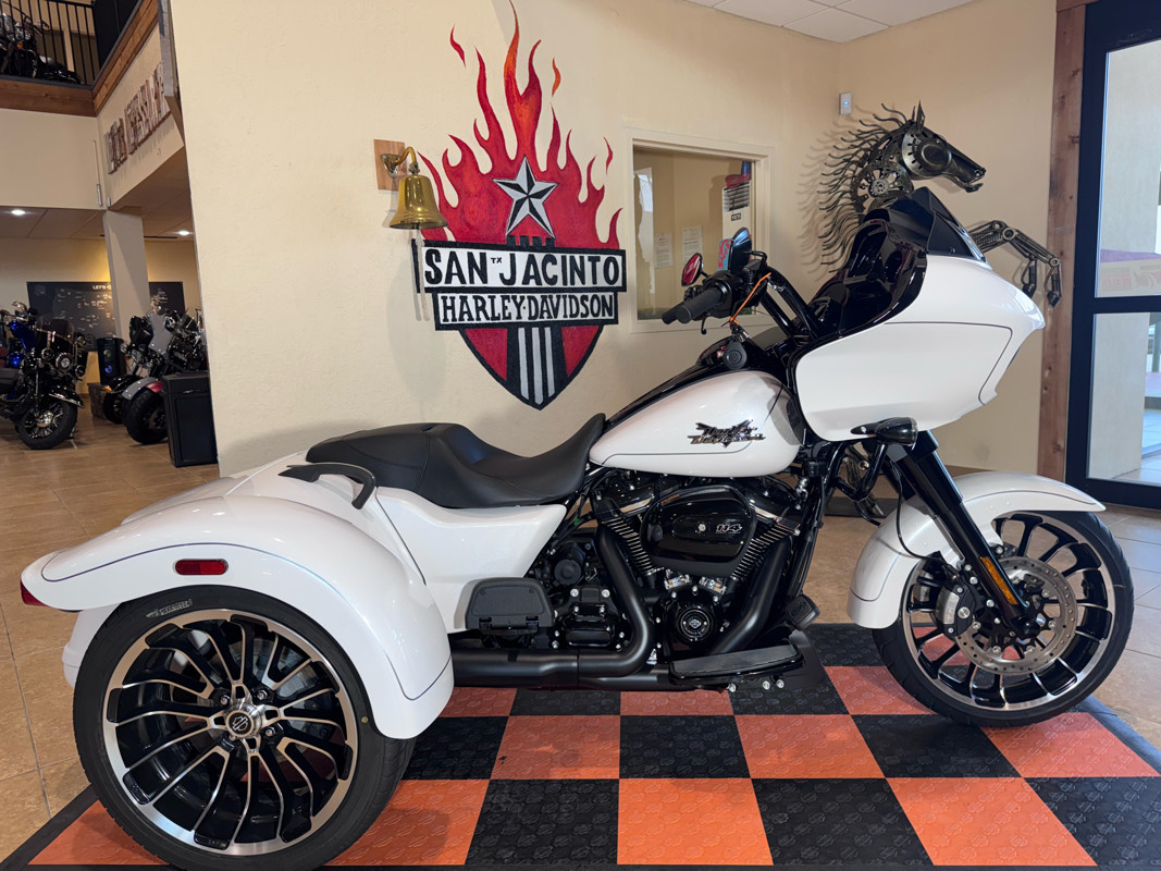 Road Glide® 3