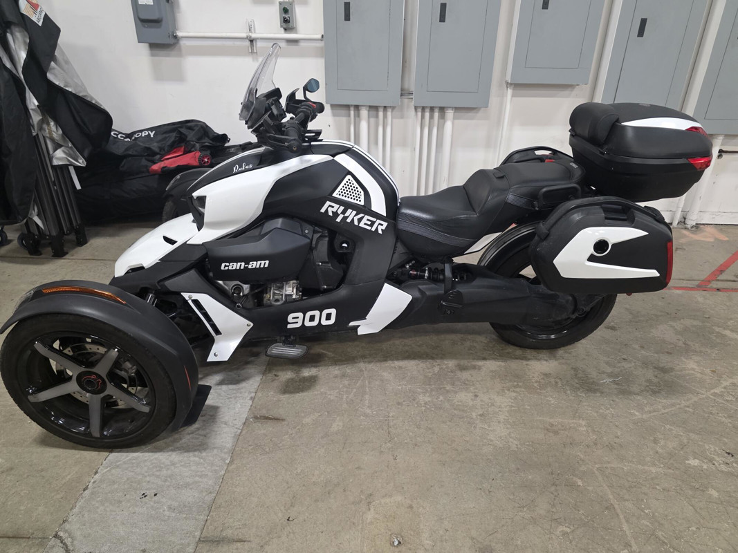 Ryker 900 Sport