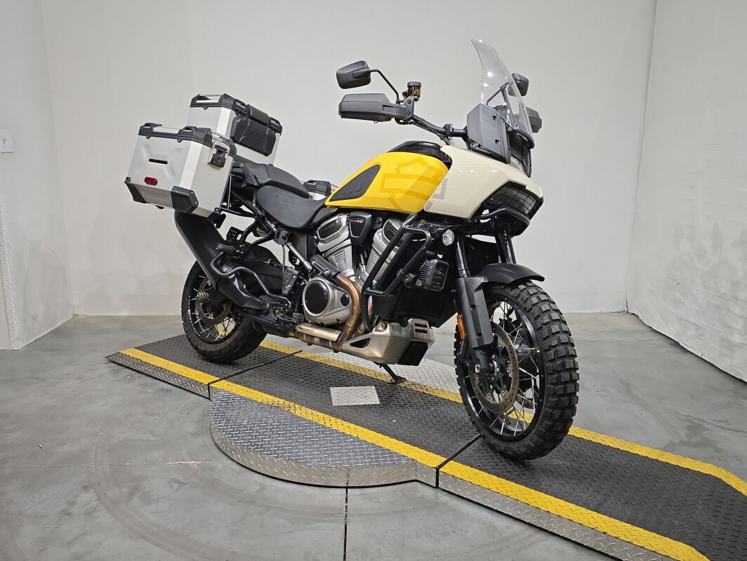 Pan America® 1250 Special