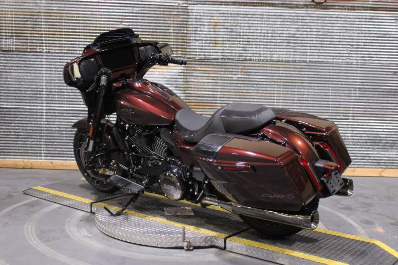 CVO® Street Glide®