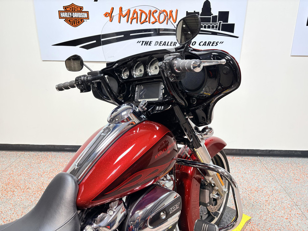 Street Glide® Special