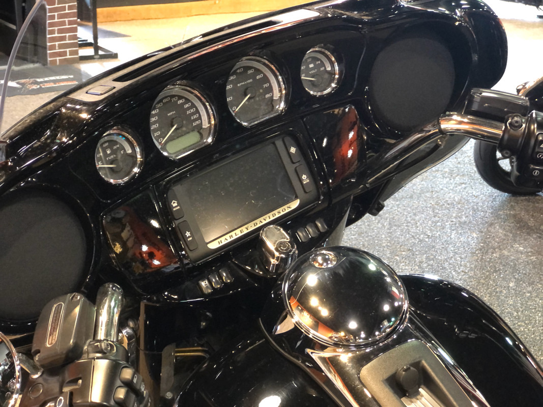 Electra Glide® Ultra Limited® Low
