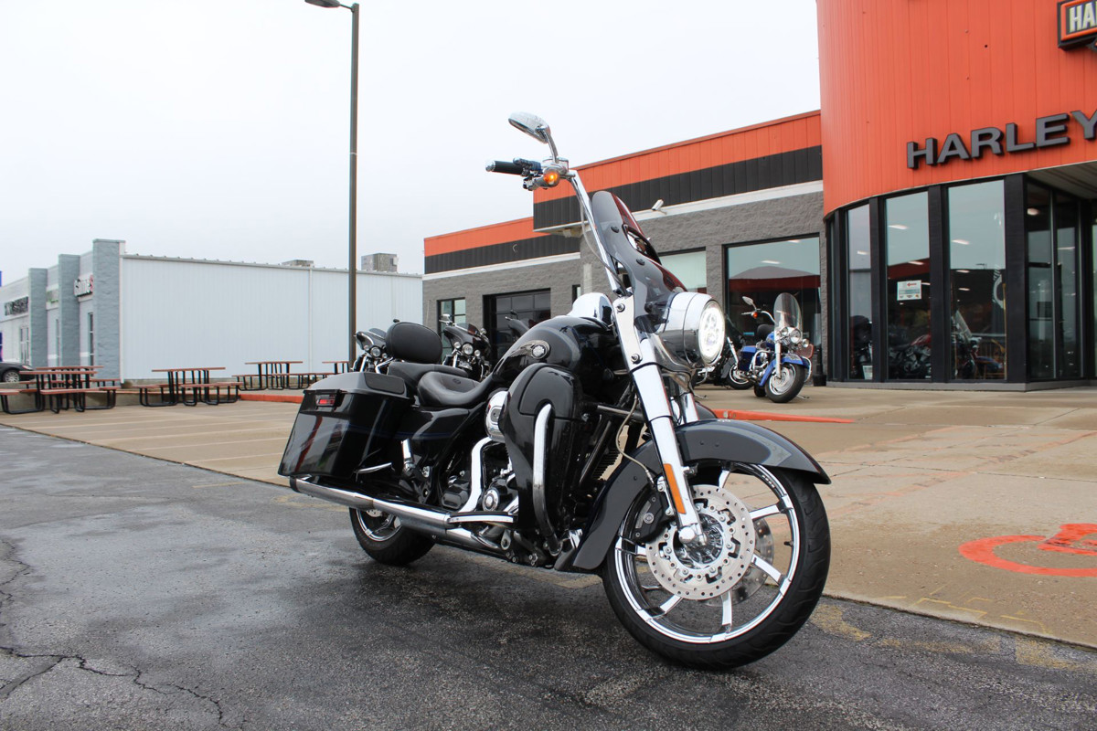 CVO® Road King® 110th Anniversary