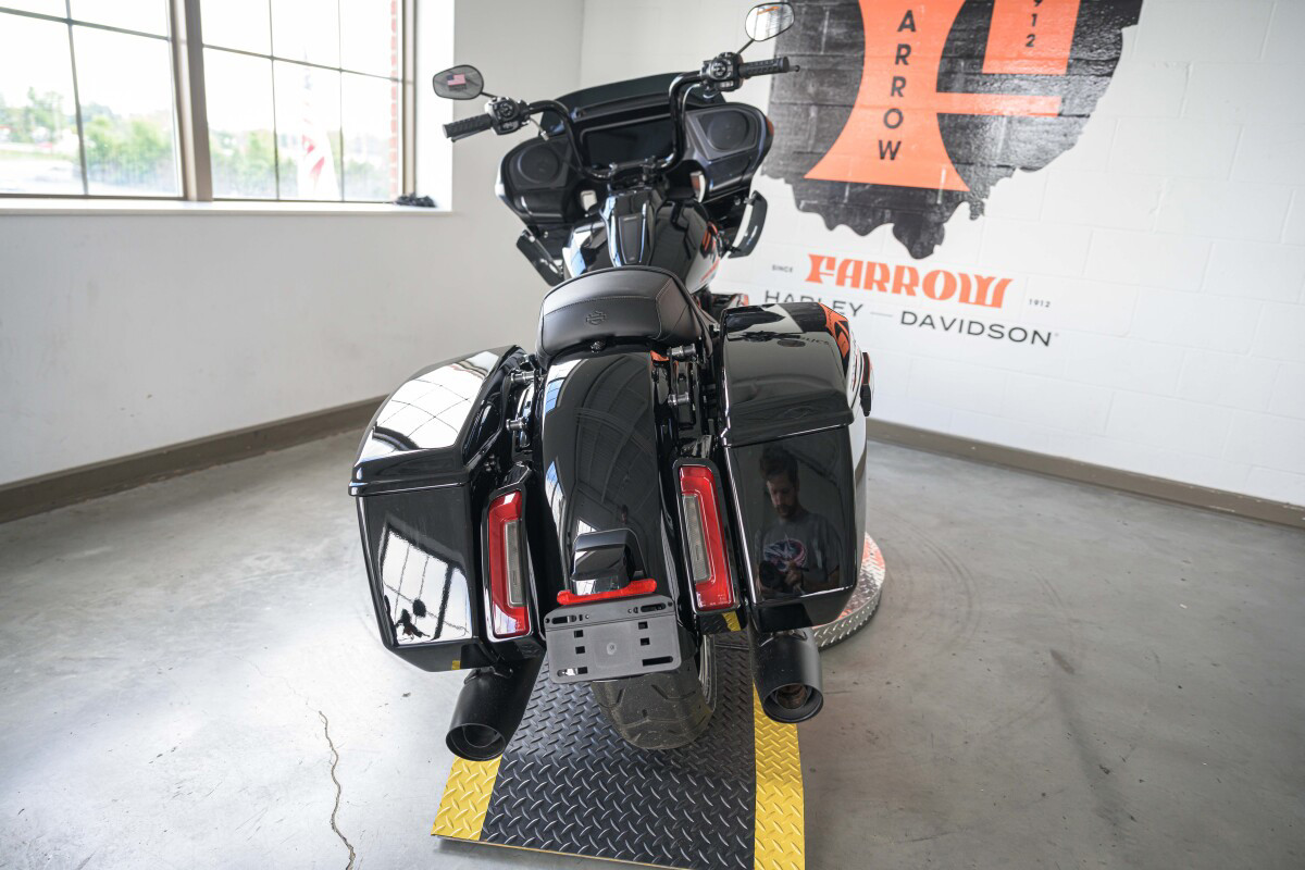 Road Glide®