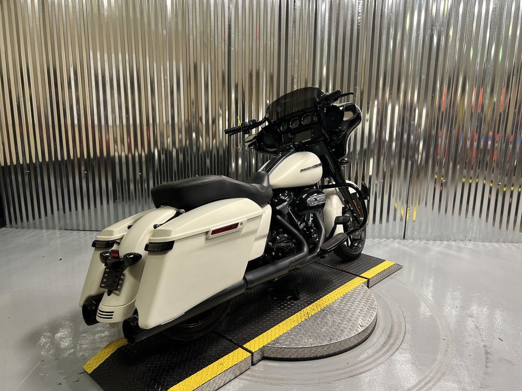 Street Glide® Special