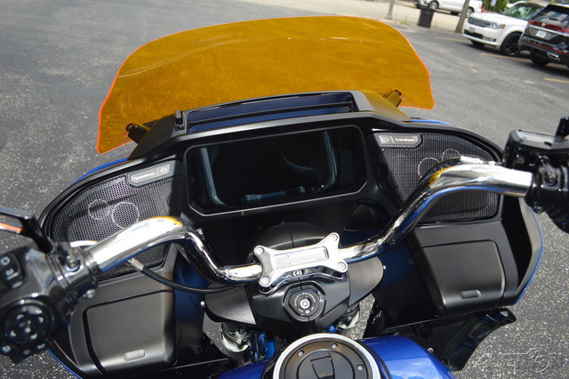 Road Glide®
