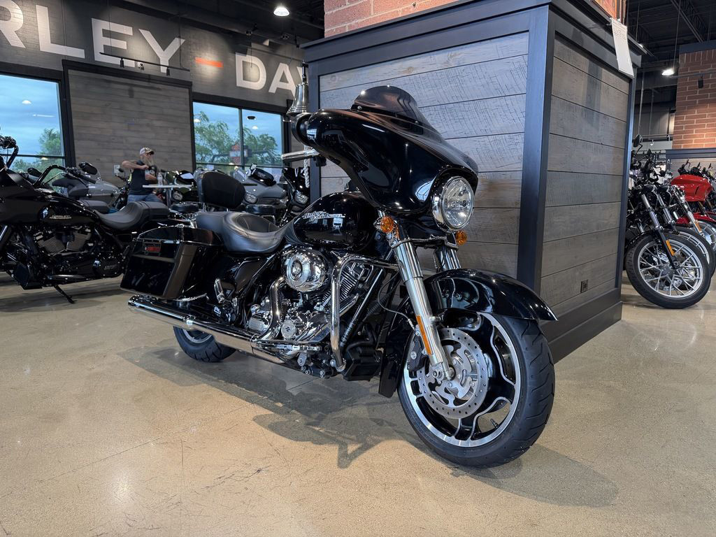 Street Glide® PowerPak