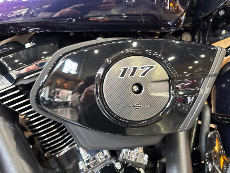 Road Glide®