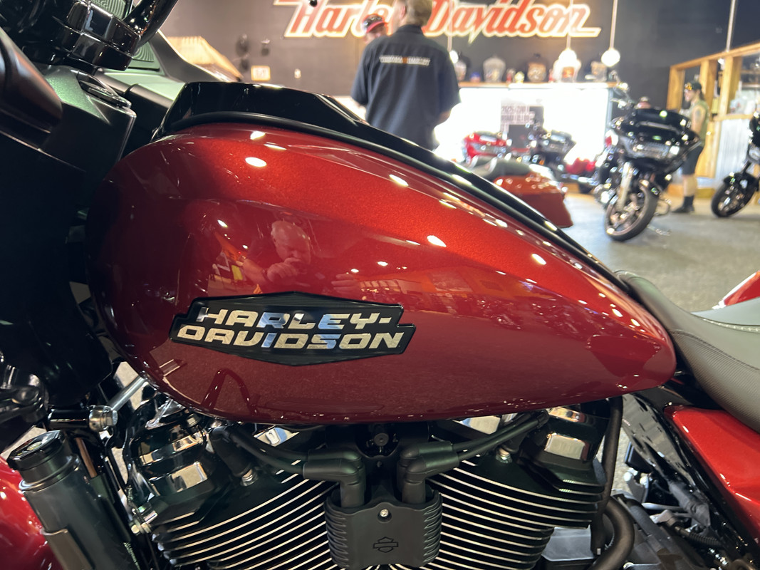 Road Glide®