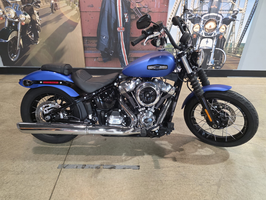 Street Bob®
