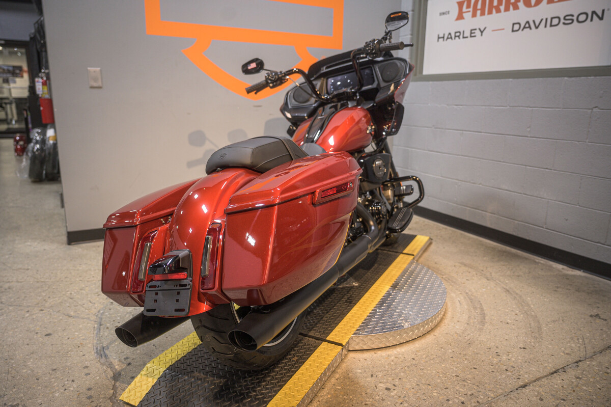 Road Glide®