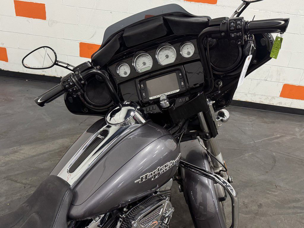 Street Glide® Special