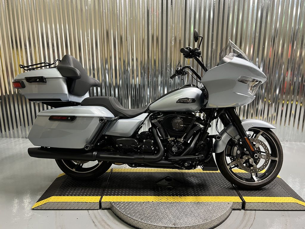 Road Glide®