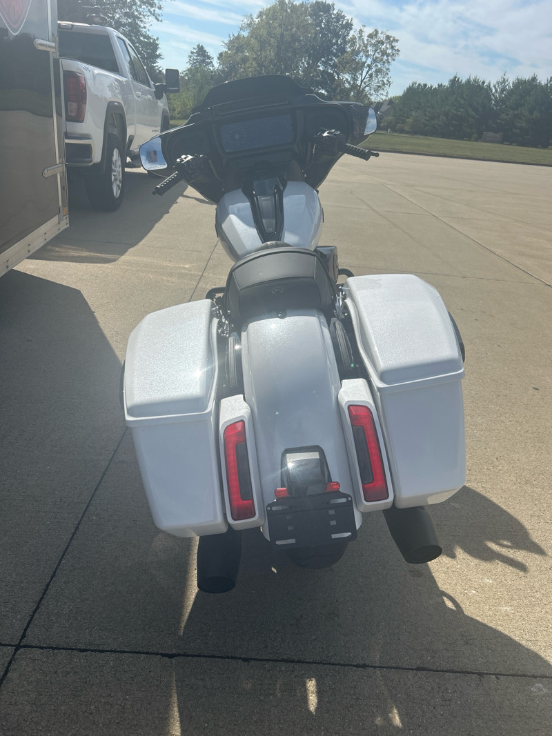 Street Glide®