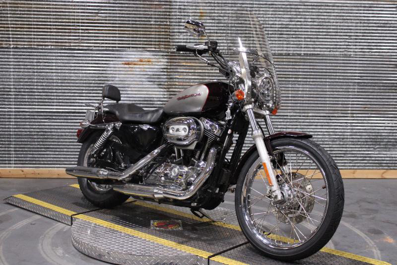 Sportster® 1200 Custom 