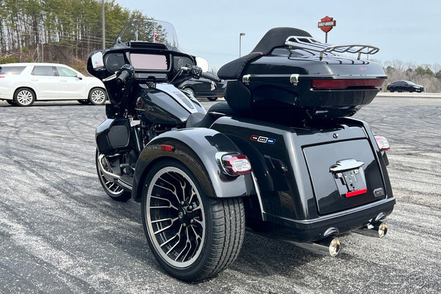 Street Glide® 3 Limited