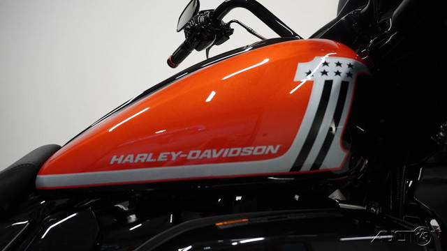 CVO® Road Glide®