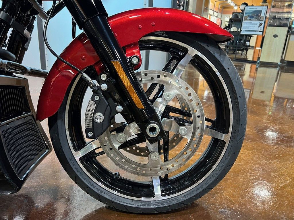 Road Glide®