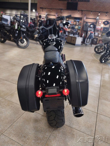 Softail® Sport Glide®