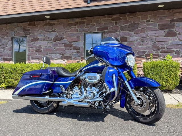 CVO™ Street Glide® 
