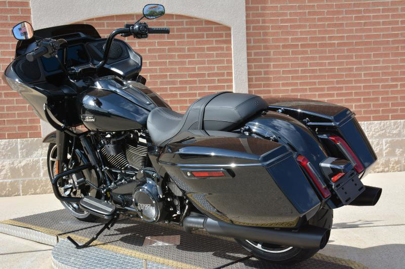 Road Glide®