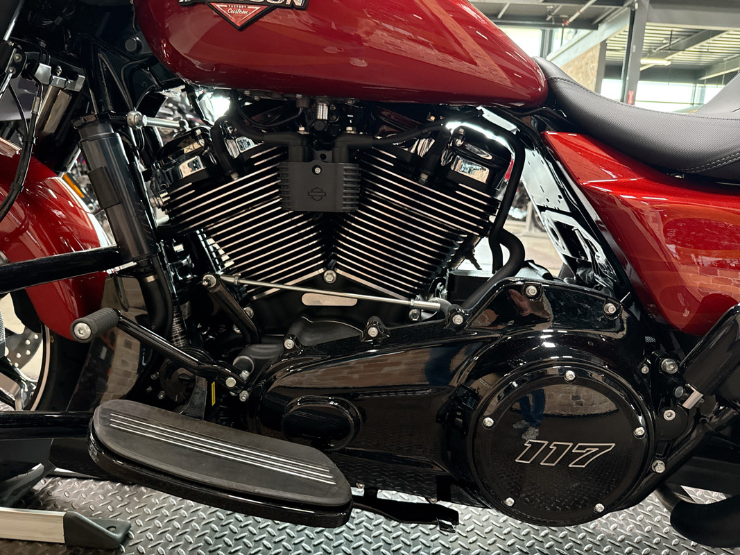 Street Glide®