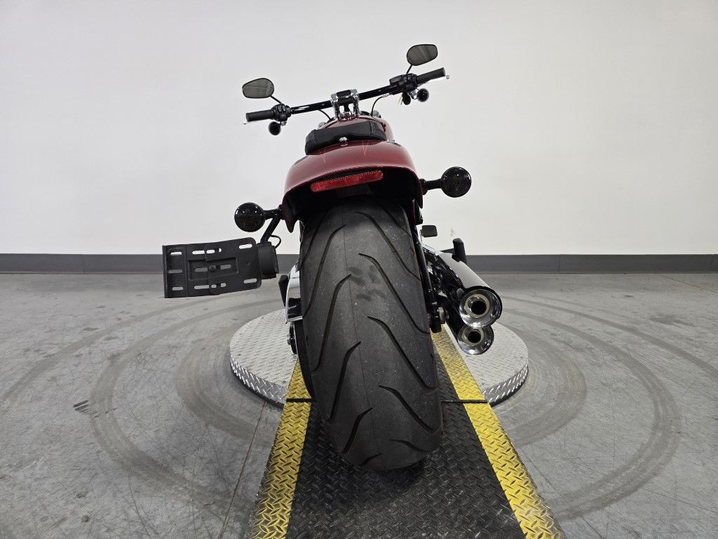 Softail® Breakout® 114
