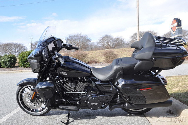 Street Glide® Limited